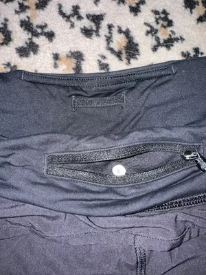 Lululemon Black Speed Up Shorts Size 8 thumbnail 4