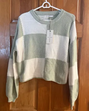 NWOT Moon & Madison green /white checkered sweater size small . thumbnail 1