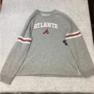 Atlanta‎ Braves MLB Sweatshirt Womens Medium Gray Raglan Sleeve Campus Lifestyle thumbnail 1
