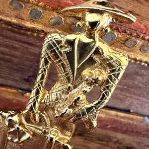 Figural Traveler Brooch Gold Tone thumbnail 4