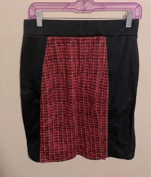 Red faux tweed skirt thumbnail 1