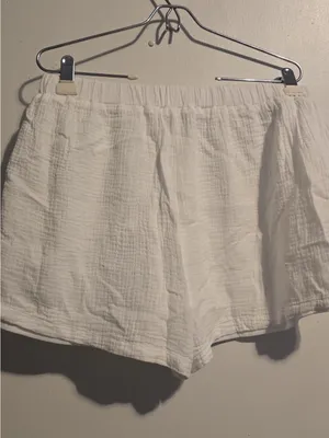 Princess Polly White High-Waist Gauze Shorts thumbnail 3