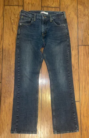 Levi’s signature bootcut denim blue jeans pants woman’s size 29 EUC thumbnail 1