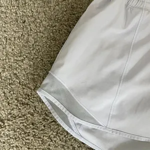 Lululemon Hotty Hot Low-Rise Lined Short 4" Serene Blue thumbnail 3