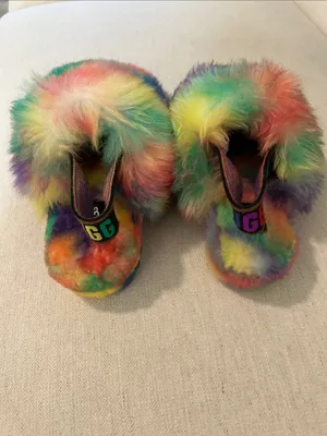 UGG Fluff Yeah Pride Slipper women's, Rainbow Tied dye, size 7, NEW with tags thumbnail 4