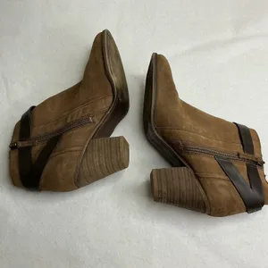 Franco‎ Sarto Dotty Brown Ankle Boots Leather Wrap Buckle Block Heel 9.5M thumbnail 5