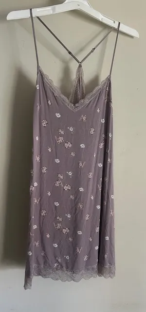 NWT Heavenly by Victoria’s Secret Women’s Floral Slip Dress Chemise M thumbnail 1
