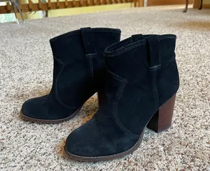 Black Western Boots Size 7 thumbnail 1