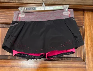 Lululemon Run A Marathon skirt size 4 thumbnail 1