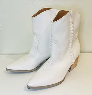 Dolce Vita Karyn Cowboy White Braided Western Leather Ankle Booties Size 10 thumbnail 1