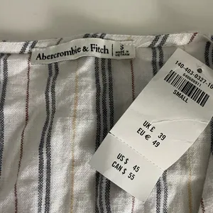 Abercrombie & Fitch Striped Linen-Blend Tie-Front Crop Top thumbnail 6