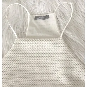Zara White Textured Halter Peplum Top Asymmetrical Hem‎ Medium thumbnail 7