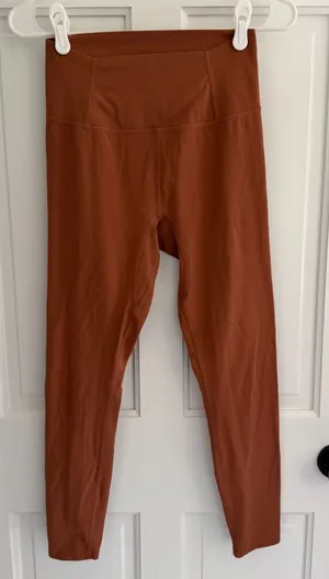FP Movement High Rise Brown Leggings Women’s Small Buttery Soft Yoga‎ Athletic thumbnail 1