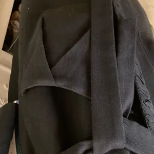 Simply Vera Vera Wang Black Trench Coat with Gray Faux Fur‎ Collar thumbnail 4