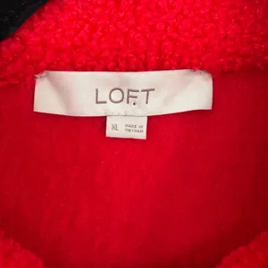 LOFT Womens XL Red Sherpa Fleece Floral Yoke Snap Neck Pullover Sweatshirt thumbnail 5