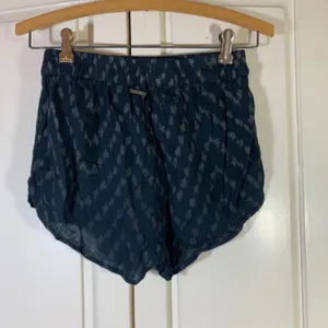 Billabong Navy Blue Grey Ikat Geometric Elastic Waist Rayon Beach Shorts Small thumbnail 2