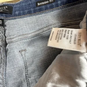 Judy Blue Jeans Womens 11/30 Blue Boyfriend Fit Destroyed Bleach Splatter Denim thumbnail 7