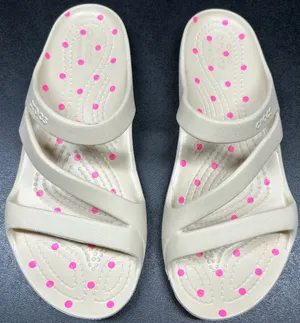 Crocs Women's Size 6 Kadee II Summer Polka Dot Sandals RARE thumbnail 1
