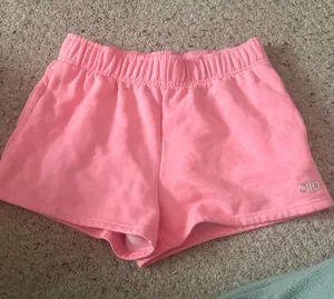 alo bubble gum pink shorts thumbnail 1