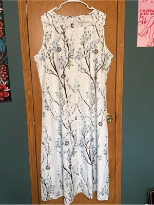 Sleeveless White Floral A-Line Dress thumbnail 2