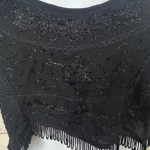 Halter Embroidered Black one size Size undefined thumbnail 3