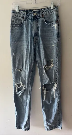 Zara High Rise Distressed Mom Jeans Size 4 thumbnail 1