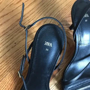 Zara Black Leather Strappy Sandal thumbnail 2
