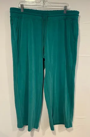 Green Athleta Softstreme straight leg pants‎ thumbnail 1