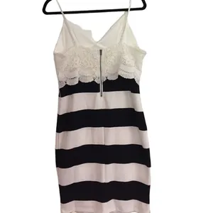 Boutique body con crochet top dress size l thumbnail 3