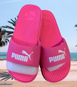 Puma Pink Slides Shower Shoes Sandals Beach Pool Womens 8 thumbnail 1