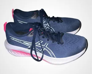 Asics Women's Navy and Pink Gel Excite 10 Size 8 thumbnail 1