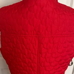 New Direction| Vibrant Red Quilted Women's Vest with Pockets thumbnail 5