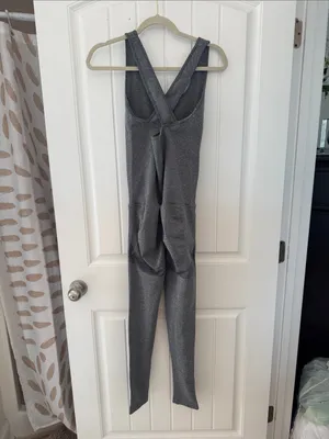Classic Gray Sleeveless Athletic Jumpsuit Size L thumbnail 2