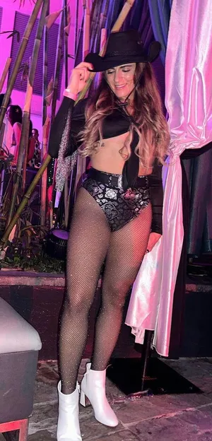 Sexy Cowgirl Costume thumbnail 4