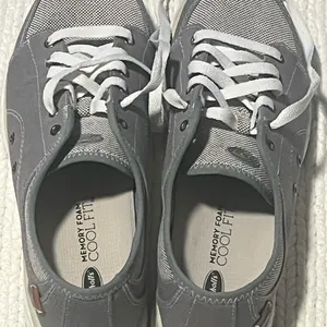 Dr. Scholl’s Memory Foam Cool Fit Grey Sneakers 9M thumbnail 5