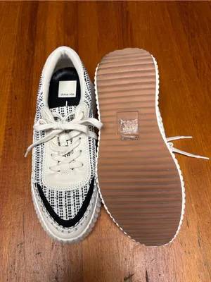 Dolce Vita Cream & Black Knit Platform Sneakers thumbnail 4