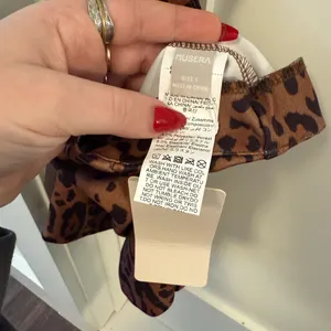 NWT Small Musera Leopard Print Skirt thumbnail 4