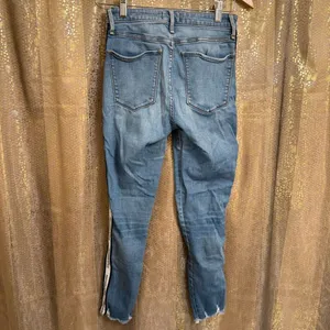 Abercrombie & Fitch Skinny Logo Simone High Rise Ankle Jeans 2/26 thumbnail 2