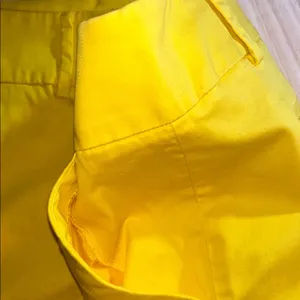 New York & Co Size 0 Bright Yellow Women's Shorts thumbnail 5