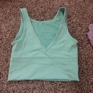 Lululemon Tank thumbnail 2