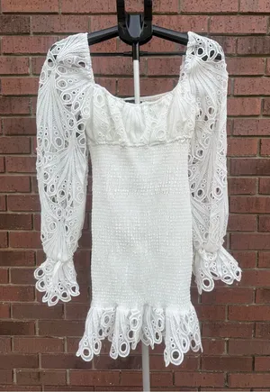 Pretty Little Thing White Lace Sleeve Shirred Bodycon Mini Dress Size 6 New NWT thumbnail 1