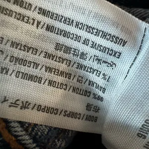 Abercrombie & Fitch Sz:32/14 Mall Brand high waited denim shorts ruffled waist. thumbnail 14