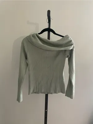 Abercrombie Asymmetrical Twist Top Sweater Green Size Medium thumbnail 5
