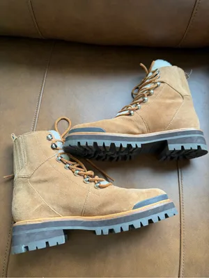 Marc Fisher Lizzie Genuine Leather and Shearling Lug Sole Boots Size 8.5 thumbnail 7