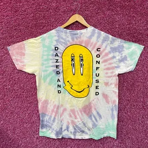 Dazed and Confused Acid Trip Smiley Movie Promo Tie Dye L thumbnail 1
