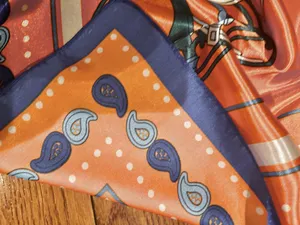 Vintage Equestrian HORSE&CARRIAGE print orange/blue oversized silky Scarf 35/35 thumbnail 19