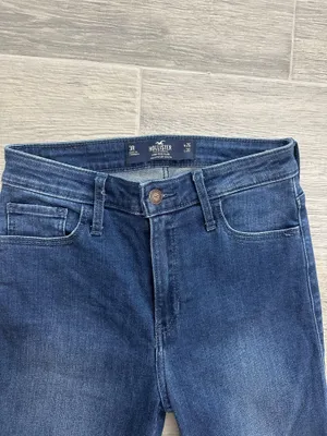 Hollister high rise flare jeans thumbnail 3