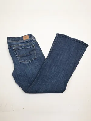 American Eagle Women's 8 Short Dark Wash Low-Rise Vintage Original Boot Jean thumbnail 3