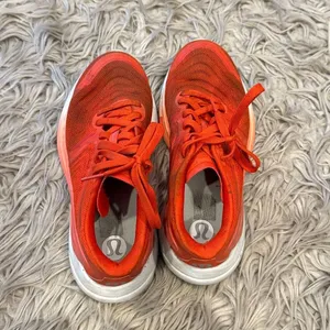 Lululemon blissfeel 2 running shoes size 7.5 thumbnail 3