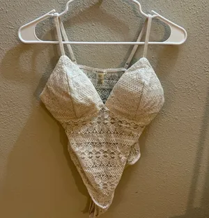 Bozzolo White Lace Intricate Sheer Bodysuit - Size Medium thumbnail 4